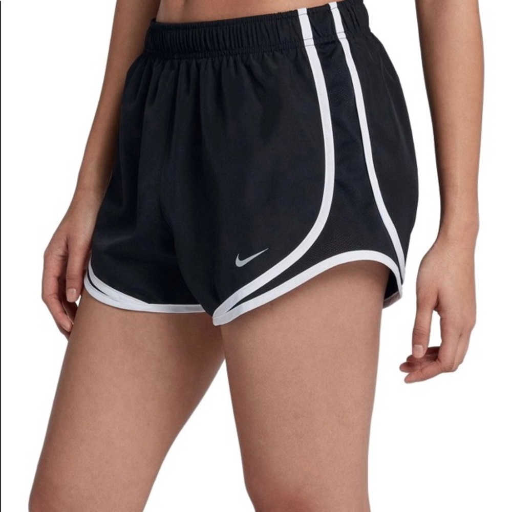 Women’s Nike Tempo Running Shorts